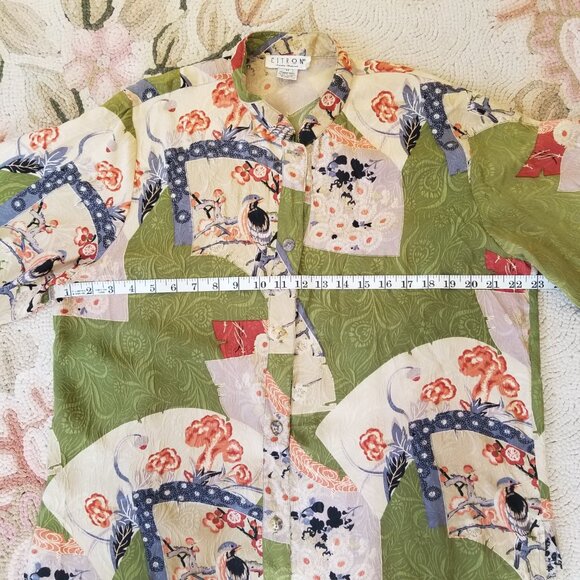 Citron Silk Tunic Top with Asian Motif - Picture 4 of 16